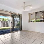 05_tiled_living_sliding_door_retouched